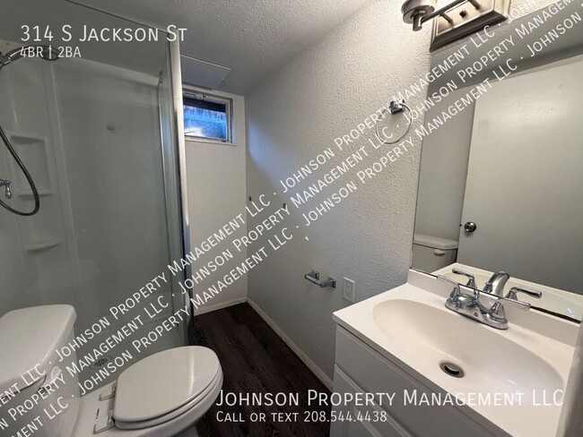 Building Photo - 314 S Jackson St