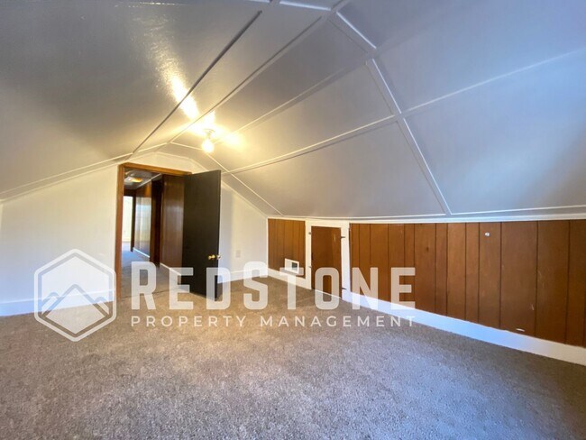 Building Photo - 416 Cleveland Ct