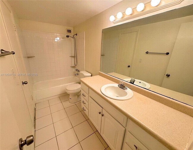 Building Photo - 2060 NW 48th Terrace