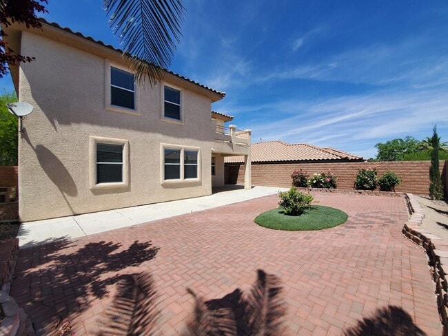 Building Photo - 11077 Crystal Crest Ct