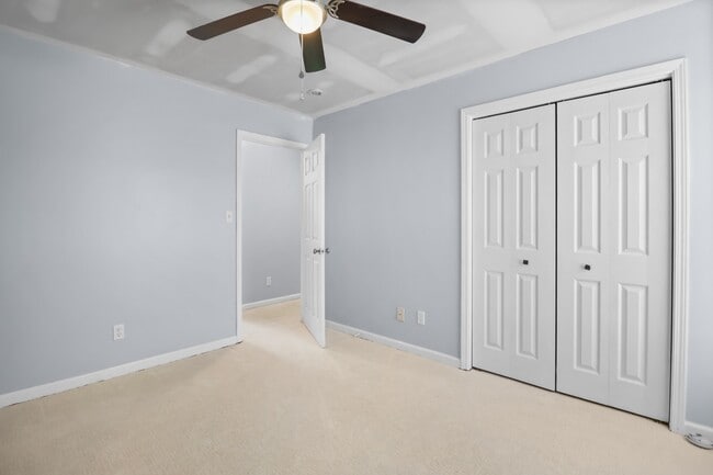 Building Photo - 934 Hedge Apple Dr