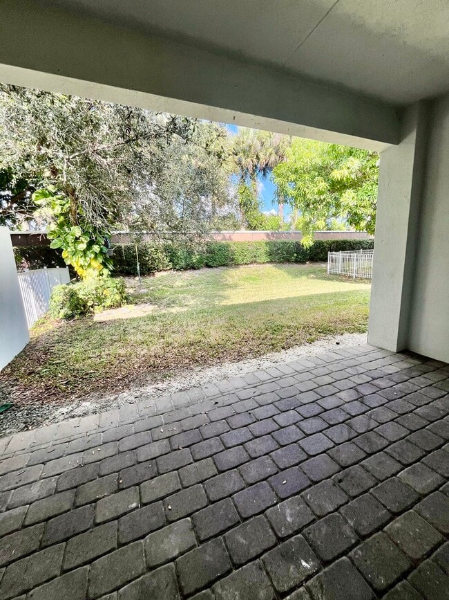 Building Photo - 325 Mulberry Grove Rd