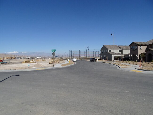 Building Photo - 2929 Gallarate Dr