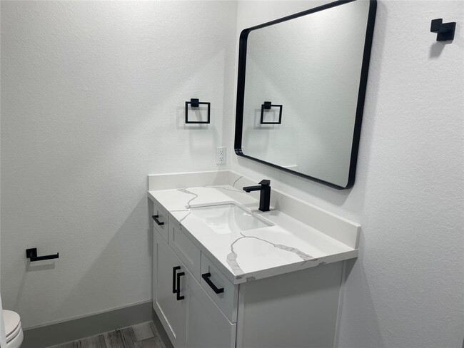 Building Photo - 7005 Kopman Dr