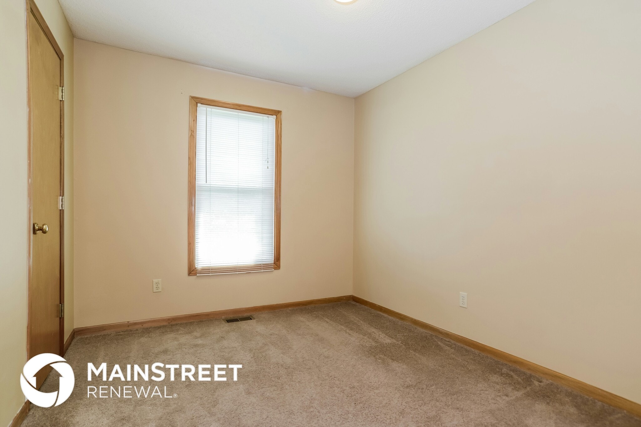 Building Photo - 8637 N Capitol Ave