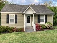 Building Photo - Adorable Bungalow with 2BR/1BA in Greer - desirable neighborhood in Greenville County - close to ...