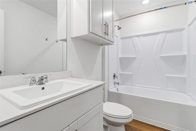 Building Photo - 162 Agate Clf Dr