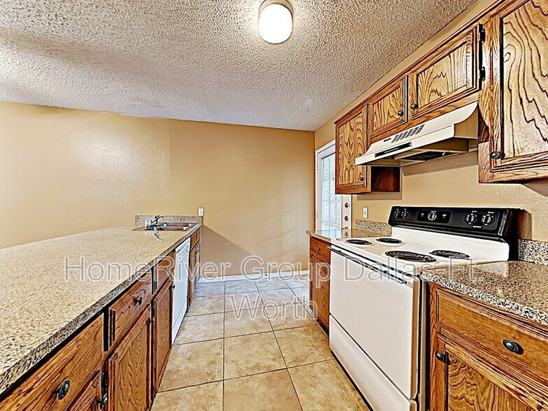 Building Photo - 146 Austin Stone Dr