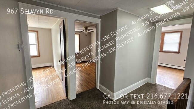 Building Photo - 967 Selwyn Rd