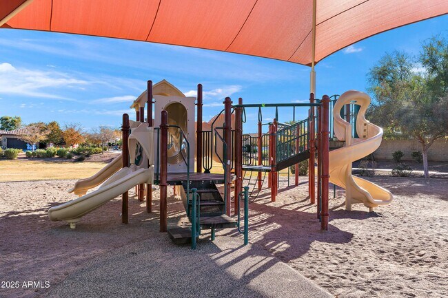 Building Photo - 242 Pacific Dr