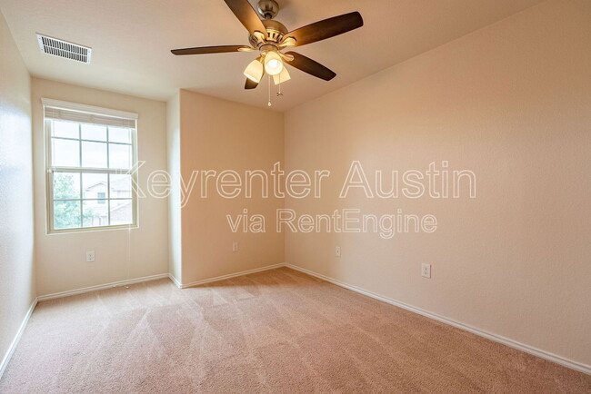 Building Photo - 10120 Crescendo Ln