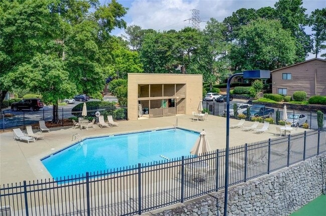 Building Photo - 1301 Parkaire Crossing
