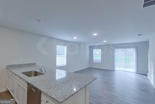 Building Photo - 316 Ironwood Ct