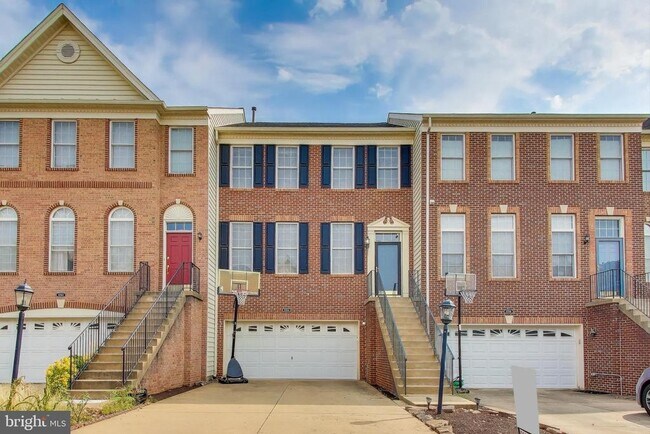 Building Photo - 22514 Airmont Woods Terrace