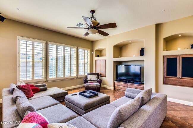 Building Photo - 12471 S 179th Ln