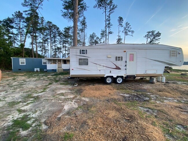 Building Photo - 2270 Topsail Dr