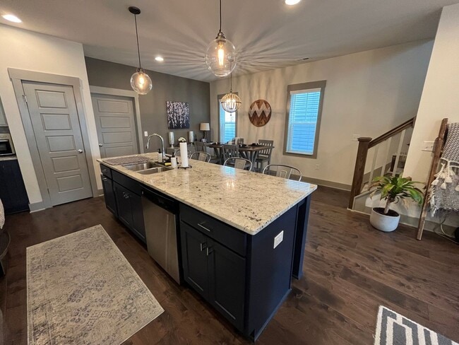 Building Photo - Incredible 3BD, 2.5BA Home in Wendell Fall...