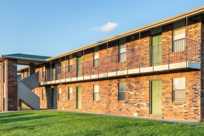 Building Photo - 617 S. Campbell