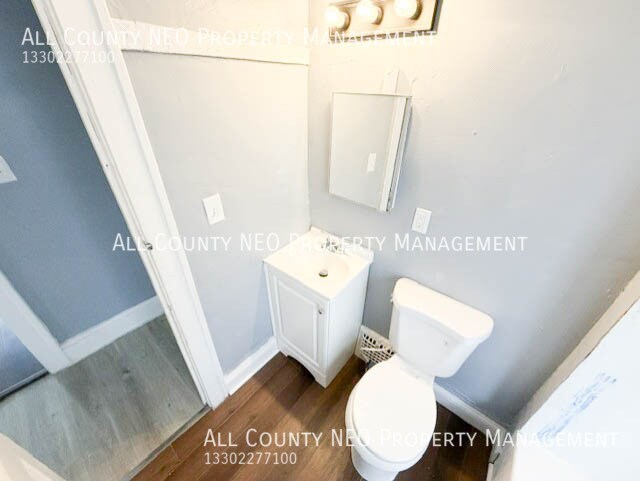 Building Photo - 739 E 127th St