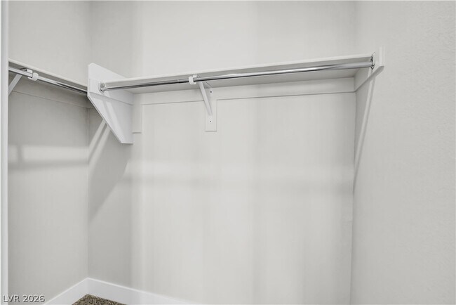 Building Photo - 6360 Pipers Brk Ln