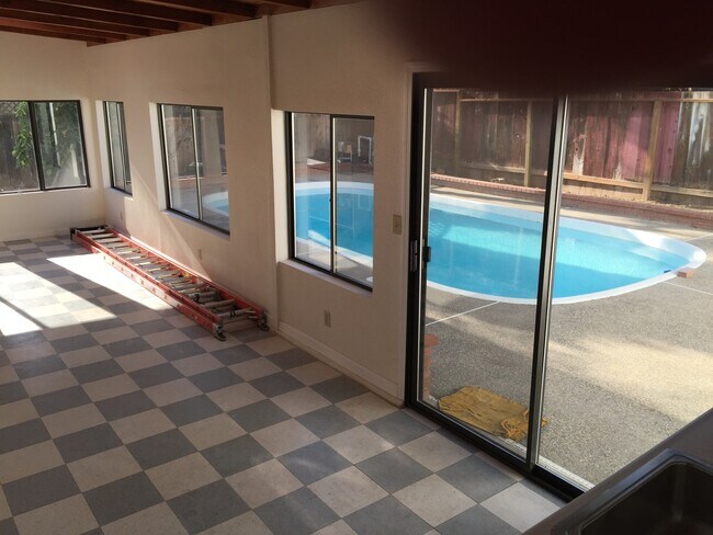 Building Photo - 8347 N 4th St