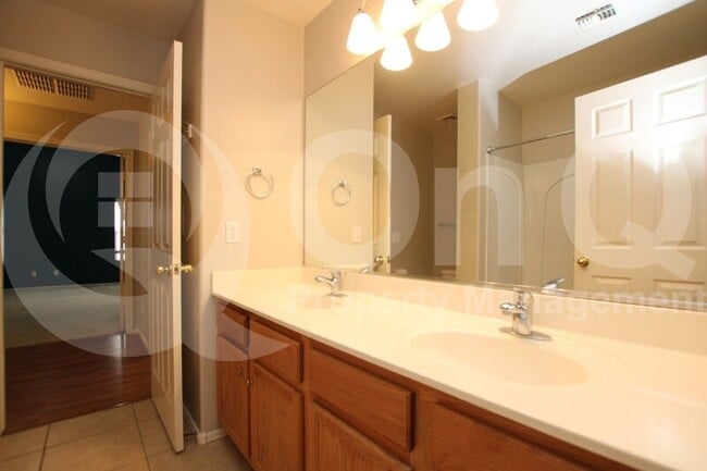 Building Photo - 35540 N Belgian Blue Ct