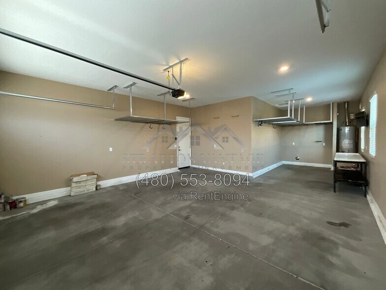 Building Photo - 517 S 197th Ln