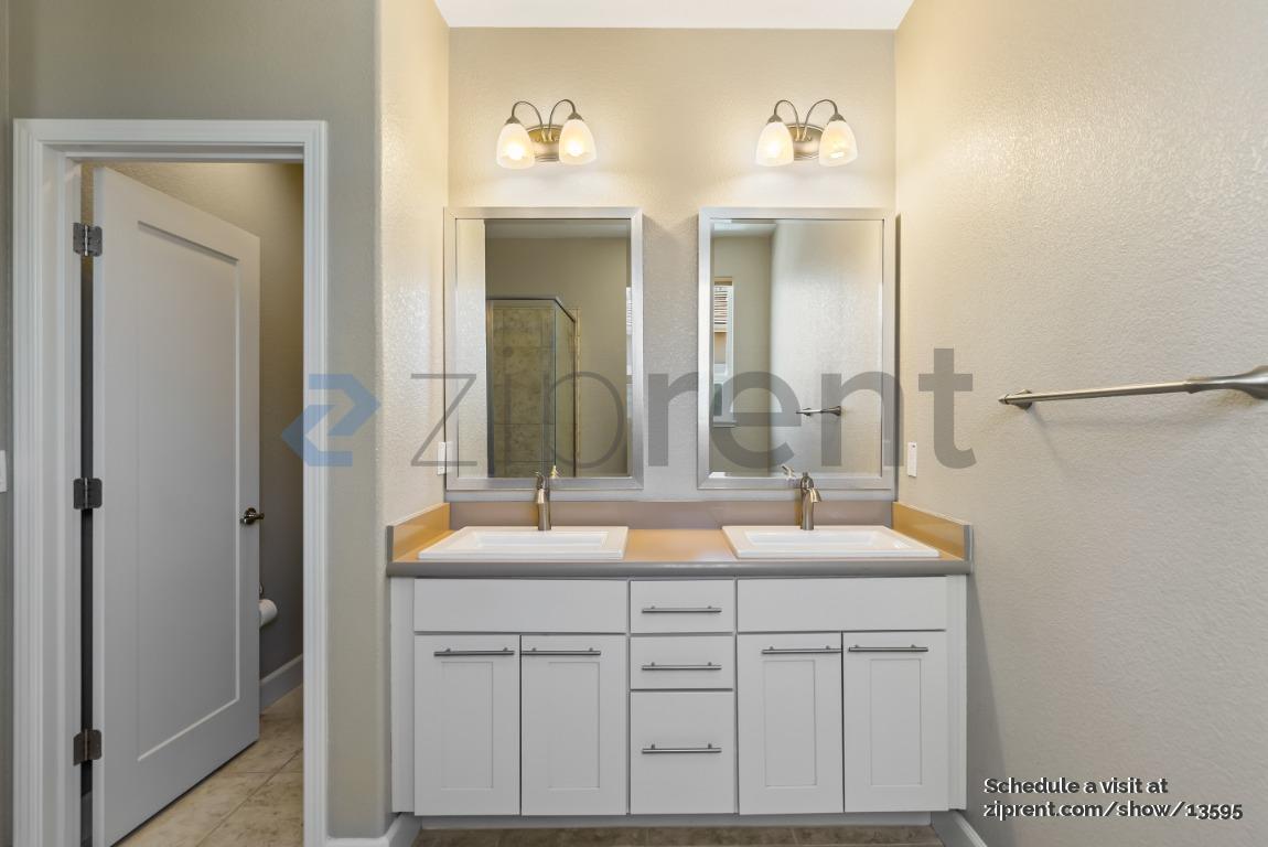 Building Photo - 5823 Brandon Ct