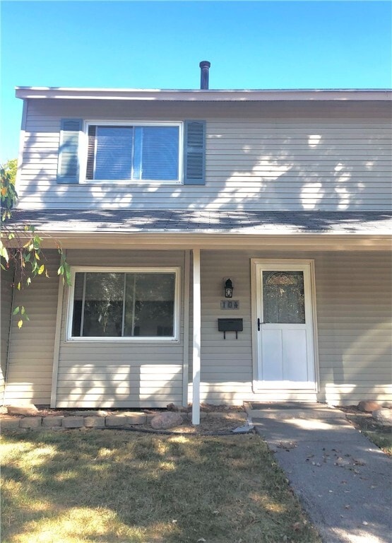 Primary Photo - 104 Norwich Dr