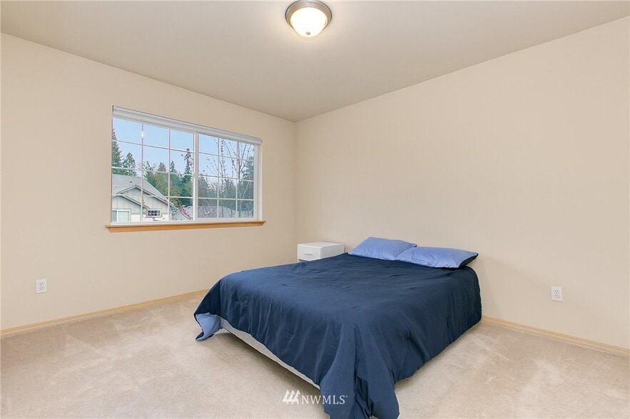 Building Photo - 13607 NE 202nd St