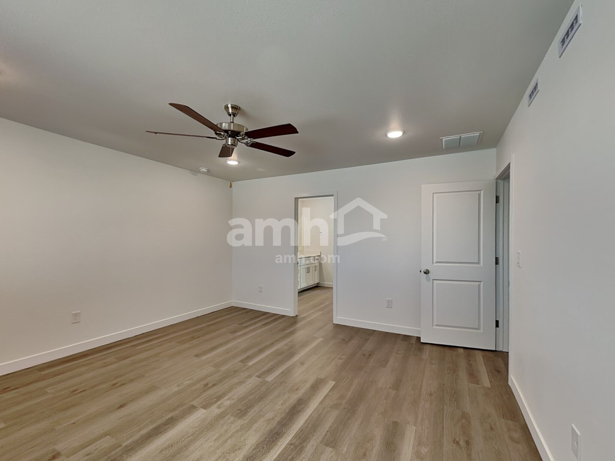 Building Photo - 12504 W Adair Dr