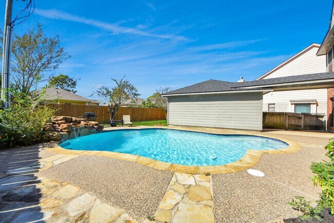 Building Photo - 3010 Ashton Park Dr