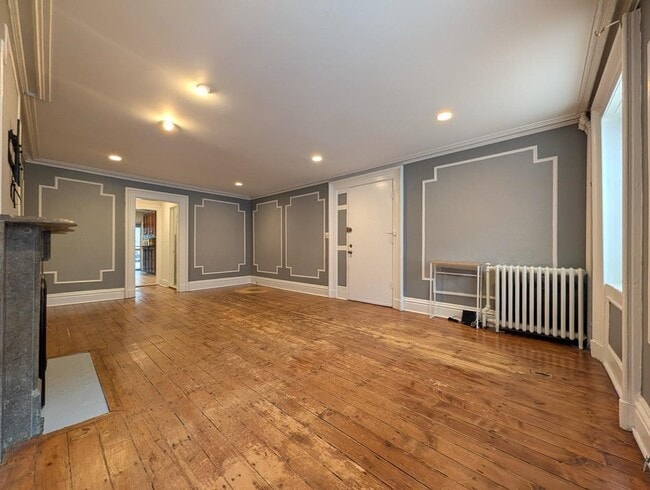 Building Photo - 136 Mercer St