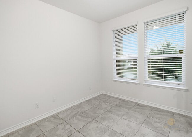 Building Photo - Spacious 4-Bedroom Home for Lease in Champions Manor – Medina Valley ISD!