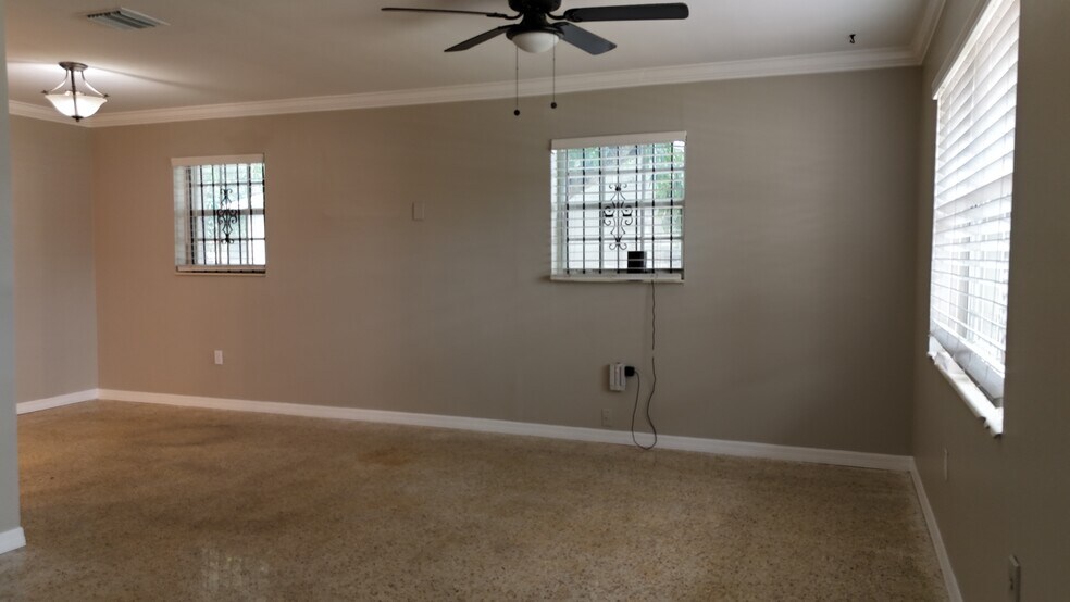 Living Room - 2830 NW 209th Terrace