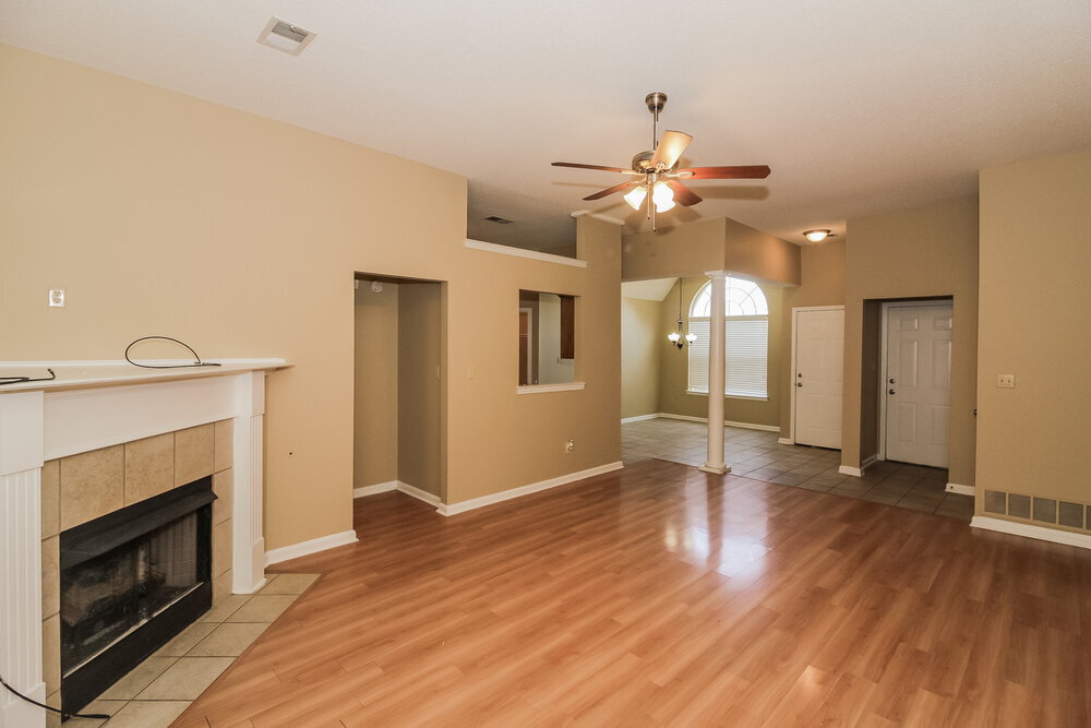 Building Photo - 8207 Cross Point Dr