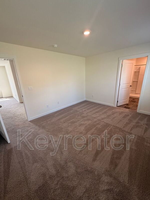 Building Photo - 7033 Randleman Dr