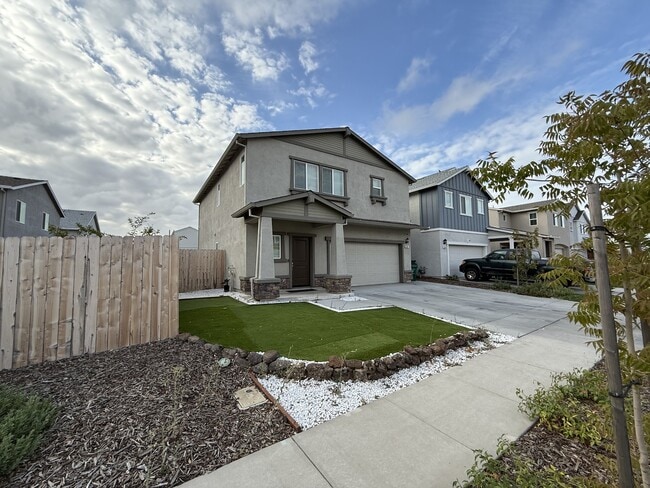 Primary Photo - 3087 Thyme Pl
