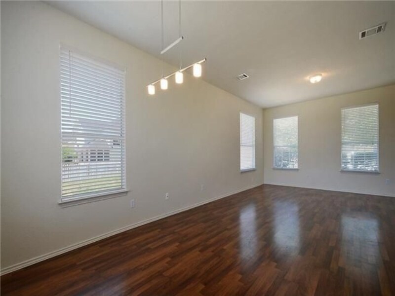 Building Photo - 4584 Mather