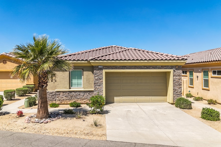 Front of House - 67264 Zuni Ct