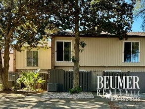 Building Photo - Townhome Available for Rent in Perdido Key