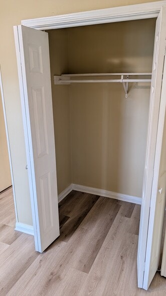 Building Photo - 105 VIEUX ORLEANS CIR