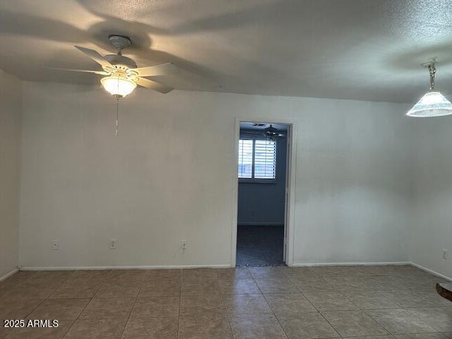 Building Photo - 1843 N Spring