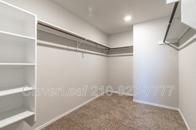 Building Photo - 238 Jaycen Ln