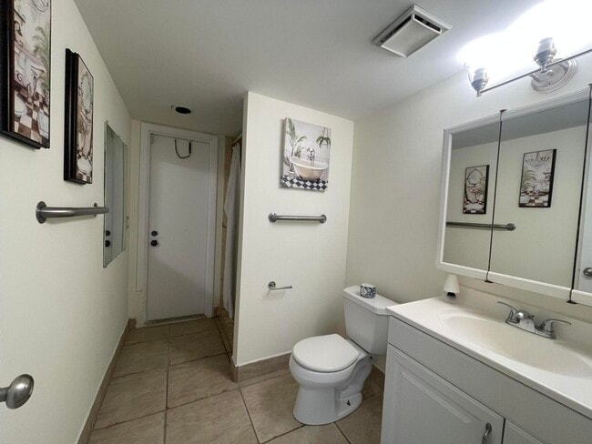 Building Photo - 5933 Golden Eagle Cir
