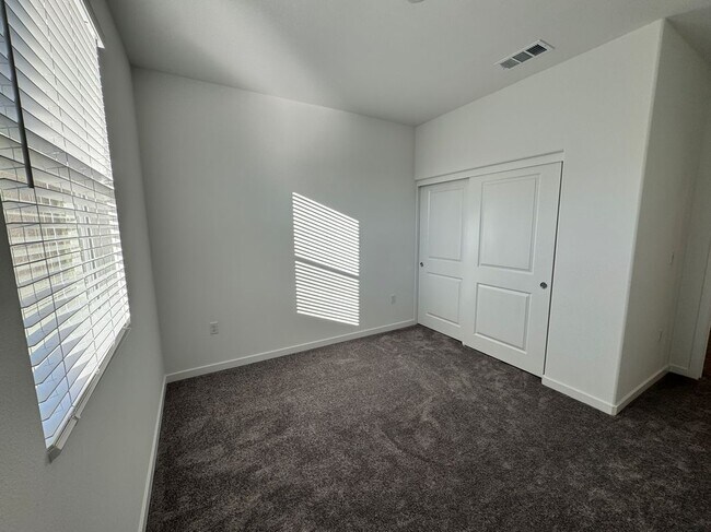 Building Photo - 4229 S Angel Paseo