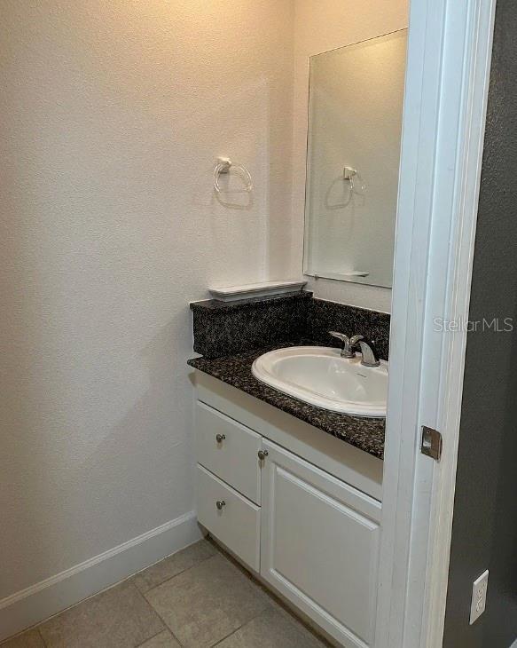 Building Photo - 617 Founders Dr