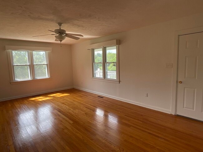 Building Photo - 1256 Arkton Rd