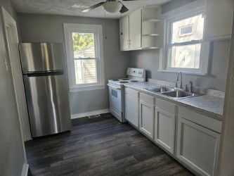 Building Photo - 1155 Hartzell St