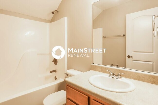 Building Photo - 3 Bedroom Pet-Friendly Home in Corryton, TN with Main Street Renewal